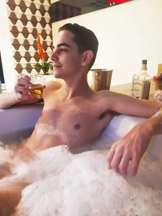 OnlyFans cuenta felipe-2000 header 2