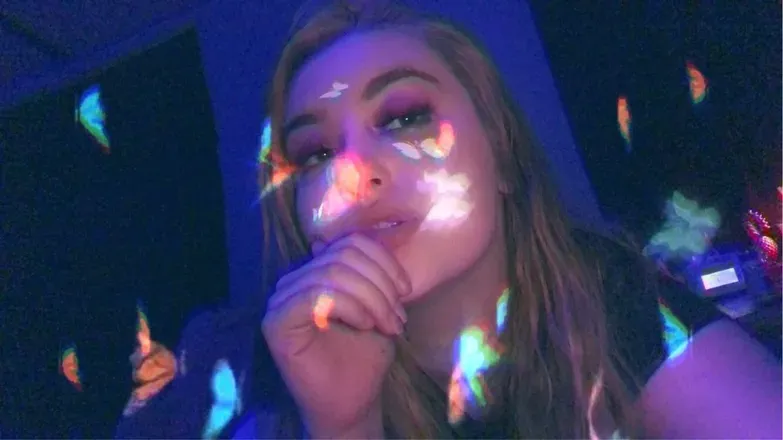 OnlyFans cuenta marie_kendra header 2