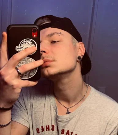 OnlyFans cuenta mikitys header 2