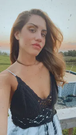OnlyFans account  brunettewhitenblue avatar 1