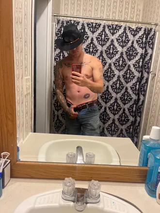 OnlyFans account  kashe28 header 2