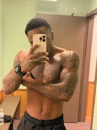 OnlyFans cuenta baehelpsav avatar 1
