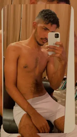 OnlyFans cuenta moreno_sex21 header 2