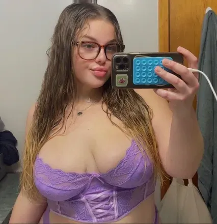 OnlyFans cuenta babygurl45 avatar 1