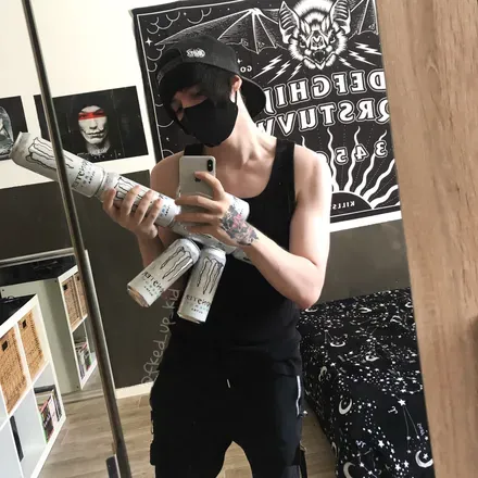 OnlyFans cuenta fked_up_kid avatar 1