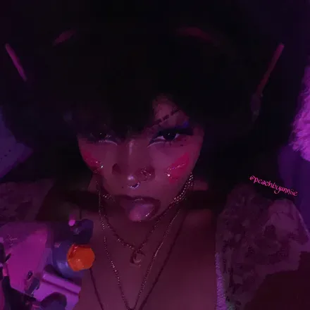 OnlyFans account  peachbyunniie avatar 1