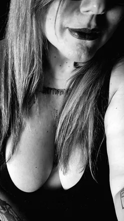 OnlyFans cuenta mahakali_666 header 2