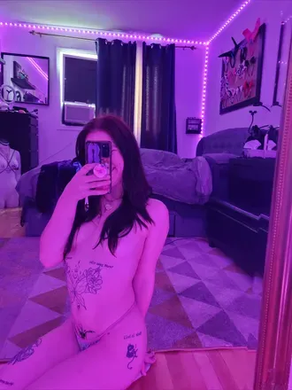 OnlyFans account  delicacy.hell avatar 1