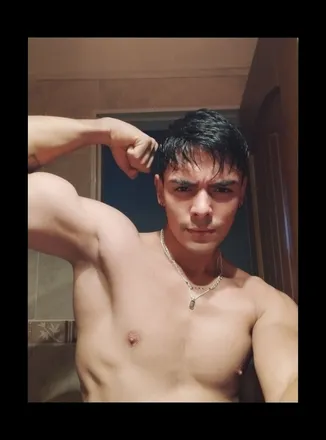 OnlyFans cuenta peaudecannelle header 2