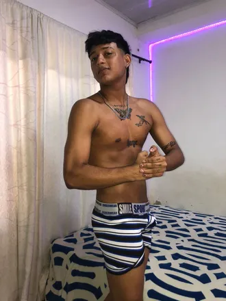 OnlyFans cuenta sebas2704 header 2