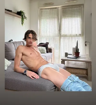 OnlyFans cuenta kevindelbrotto header 2