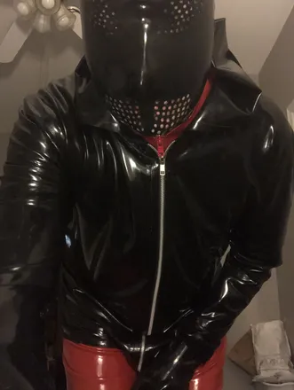OnlyFans cuenta adamsoutrageous1 header 2
