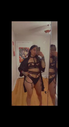 OnlyFans cuenta yummymimi2 header 2