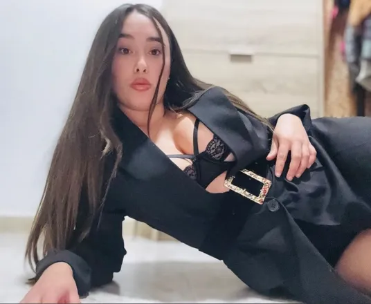 OnlyFans cuenta nietossa header 2