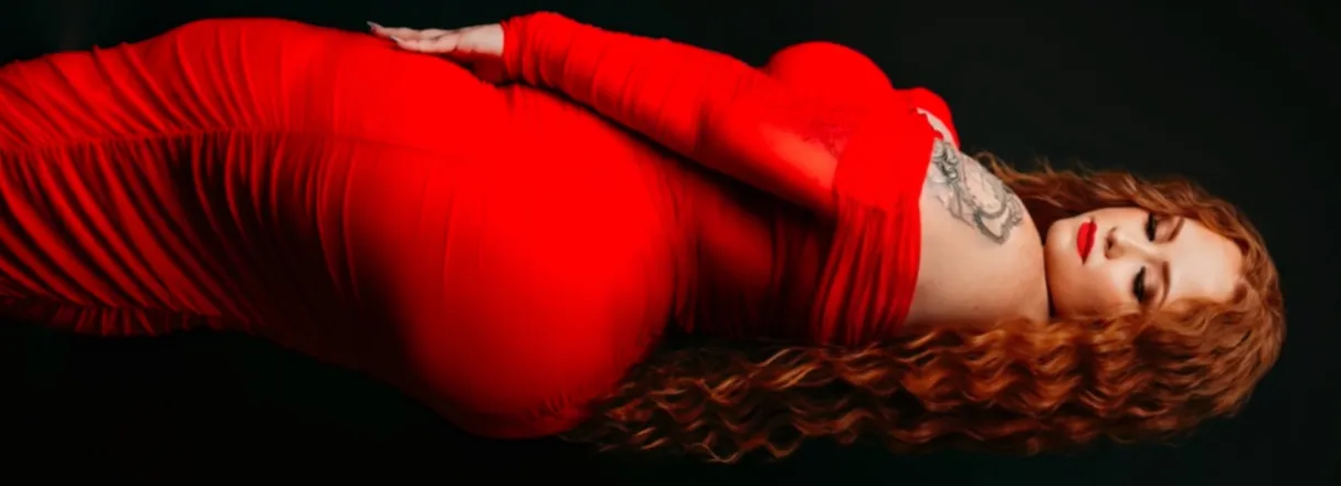 OnlyFans account  arealgingerr header 2