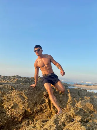 OnlyFans cuenta latinocakex header 2