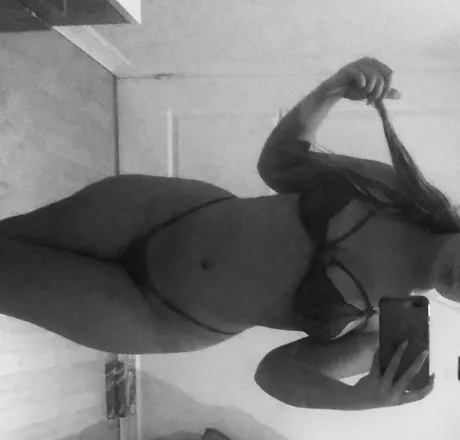 OnlyFans cuenta iylam9 header 2