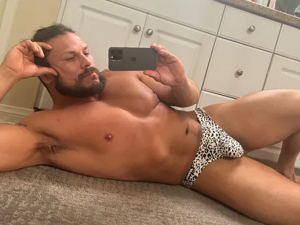 OnlyFans cuenta baddudetito header 2