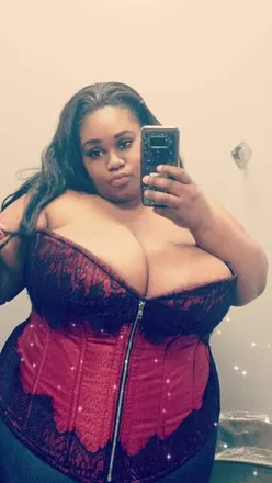 OnlyFans cuenta plumpaliciousdiva89 header 2