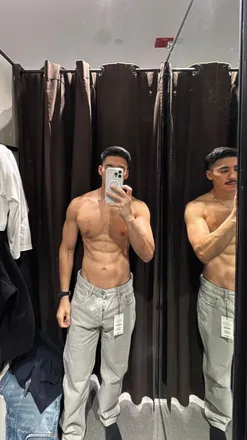 OnlyFans cuenta brownguyonlyfans header 2