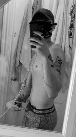 OnlyFans cuenta kevowevo304 header 2