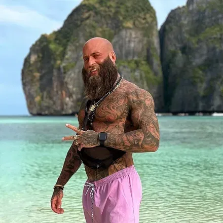 OnlyFans cuenta paulbeardtatooed avatar 1