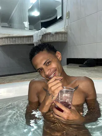 OnlyFans account  htt_willian header 2