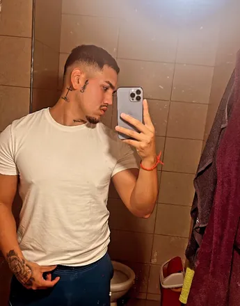 OnlyFans cuenta krissfiery avatar 1
