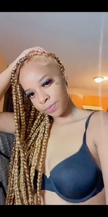 OnlyFans cuenta prettypie20 header 2