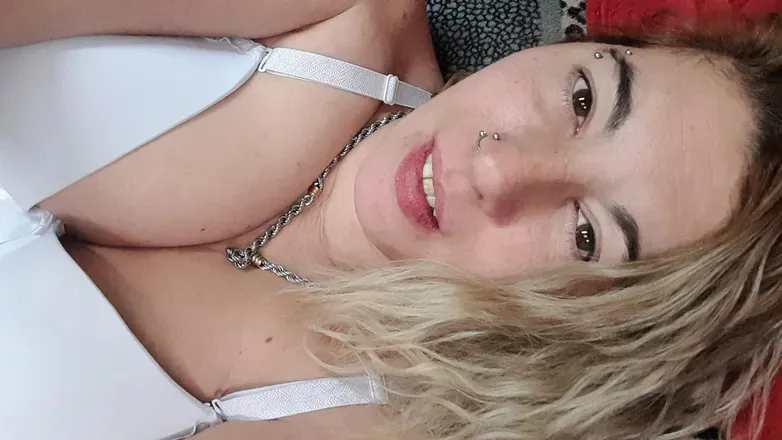 OnlyFans cuenta lilaaaa11 header 2
