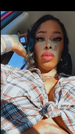OnlyFans cuenta prettyniecy avatar 1