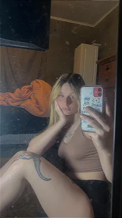 OnlyFans cuenta u389275911 header 2