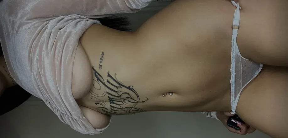 OnlyFans cuenta onlyourgabby header 2
