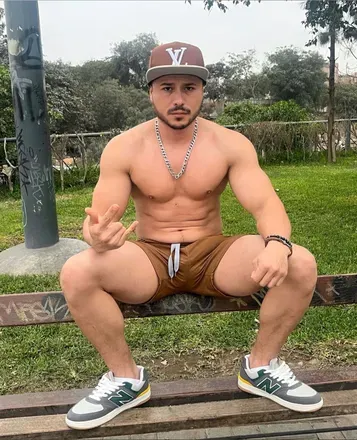 OnlyFans cuenta parrabrice7 header 2