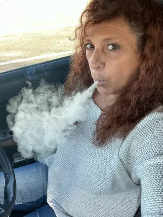 OnlyFans cuenta wiscogirlsmokes avatar 1