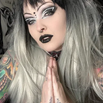 OnlyFans cuenta daniika avatar 1