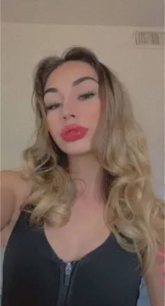OnlyFans cuenta ara.briana avatar 1