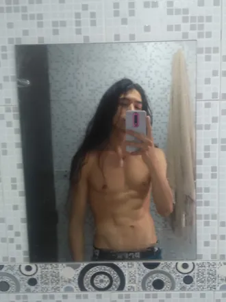 OnlyFans account  andum23 header 2