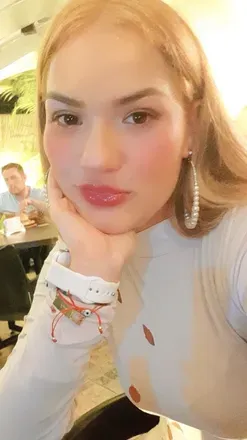 OnlyFans cuenta u262100167 header 2
