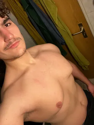 OnlyFans cuenta new_leon_2000 header 2