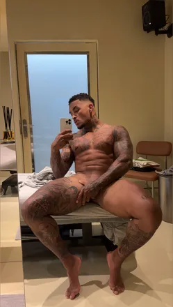 OnlyFans cuenta official-mylez header 2
