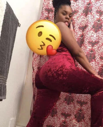 OnlyFans cuenta mamiiniquee header 2