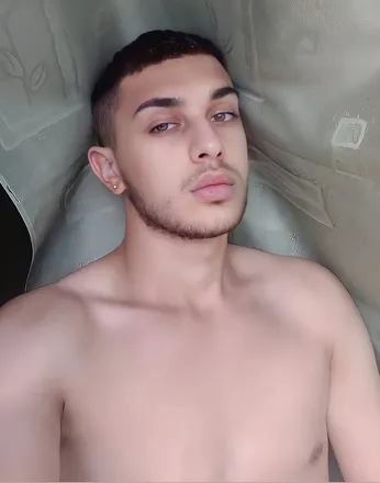 OnlyFans cuenta u262032094 header 2