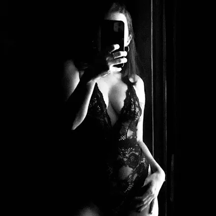 OnlyFans cuenta xclementinex avatar 1