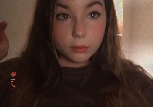 OnlyFans account  strawburt avatar 1