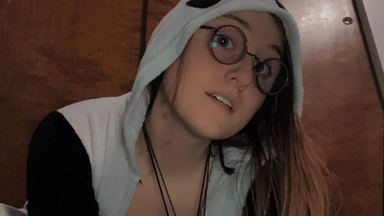 OnlyFans cuenta uhwretchedthing header 2