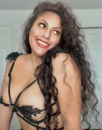 OnlyFans cuenta latinacurls avatar 1