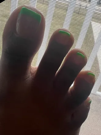 OnlyFans cuenta footsie.roll777 header 2