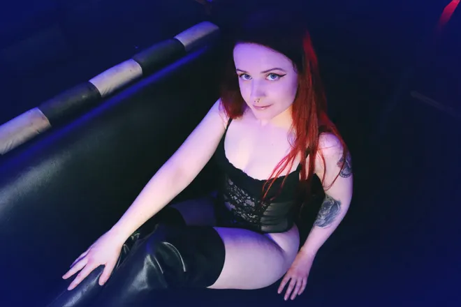 OnlyFans cuenta queenofdarknessfree header 2
