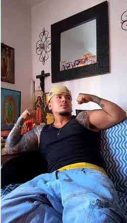 OnlyFans cuenta latinnando avatar 1